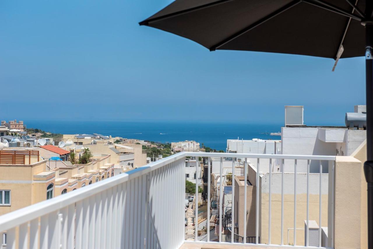 Summer Breeze Penthouse With Private Hot Tub & Terrace With Panoramic Views, By Getawaysmalta Mellieħa Eksteriør billede